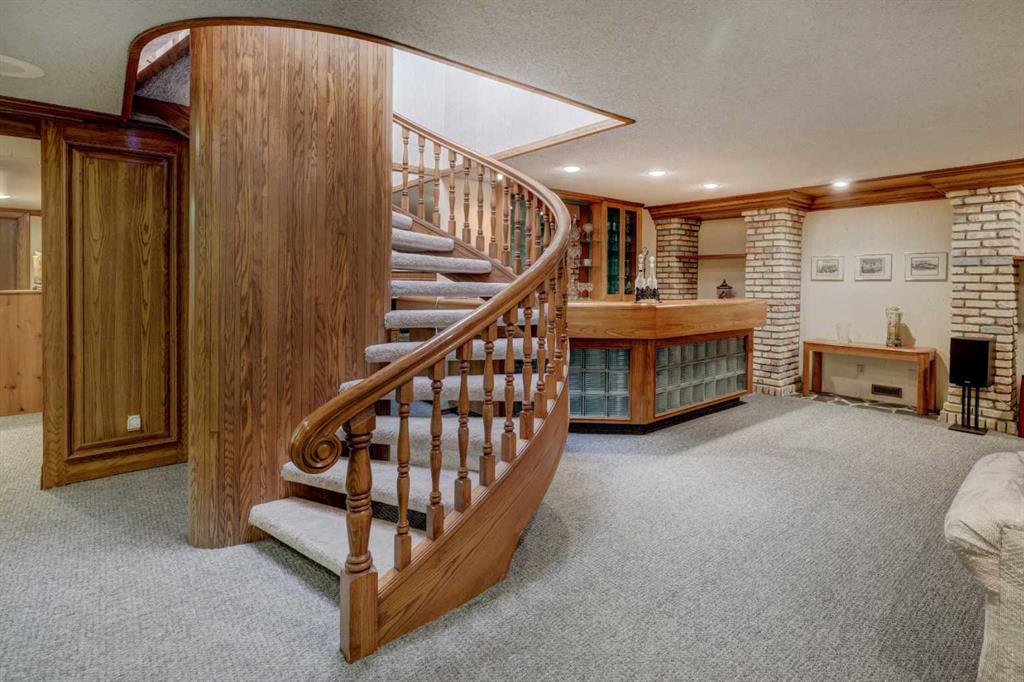 Second View of 76 Edgeland Road NW, Edgemont, Calgary, Alberta, T3A 2Y4
