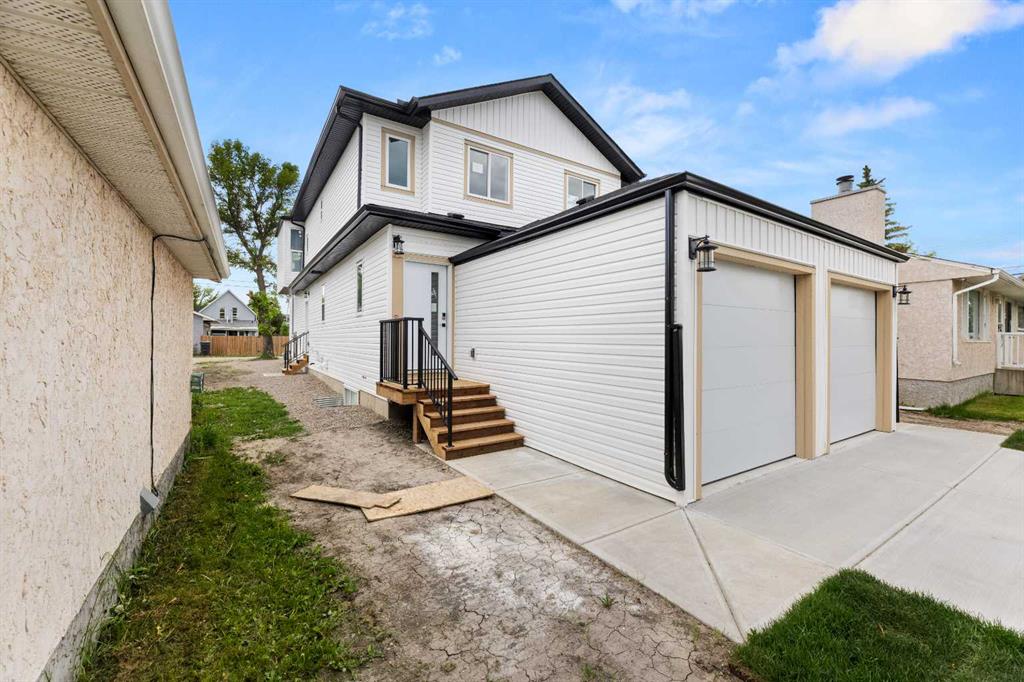 Third View of 4829 48 Street , NONE, Olds, Alberta, T4H1E1