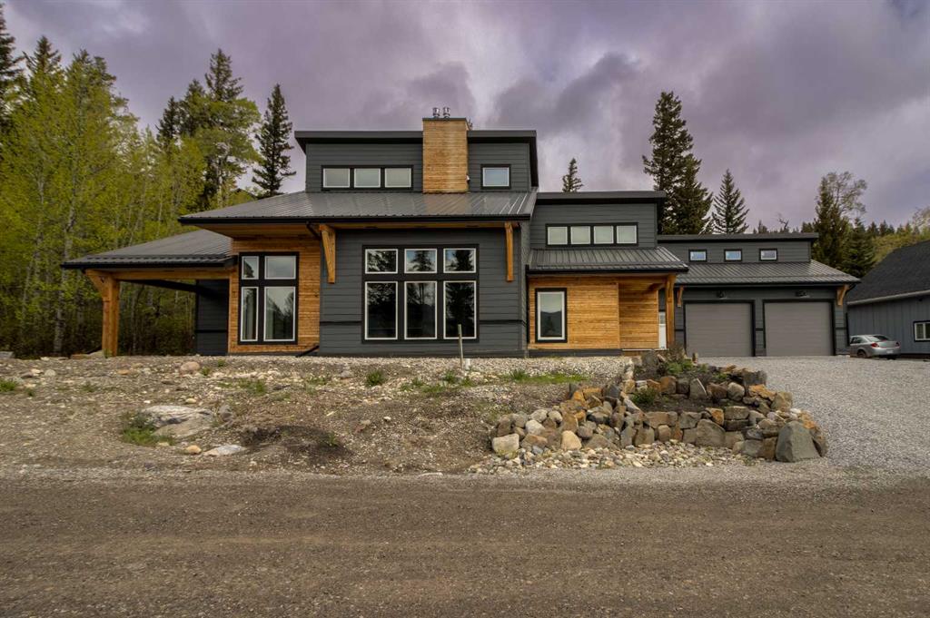 33 Kananaskis Court , A2229885, Alberta,