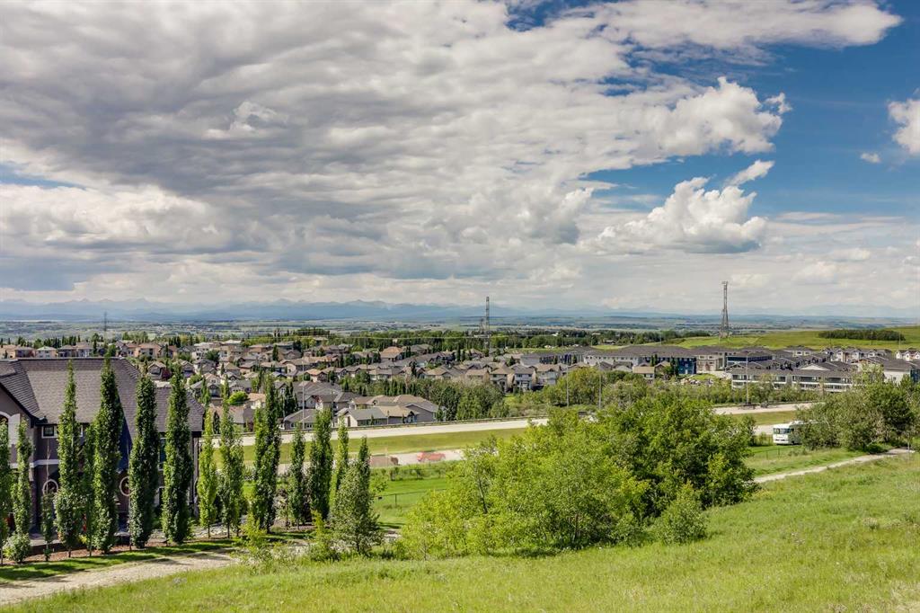 16, 181 Rockyledge View NW, A2230698, Alberta,