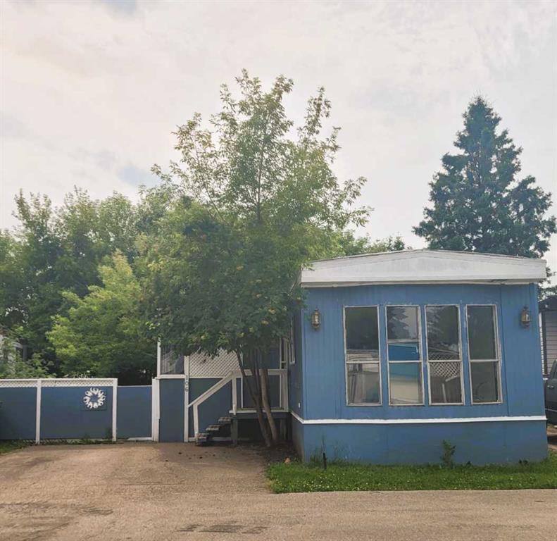 106, 5029 34 Street , A2231939, Alberta,