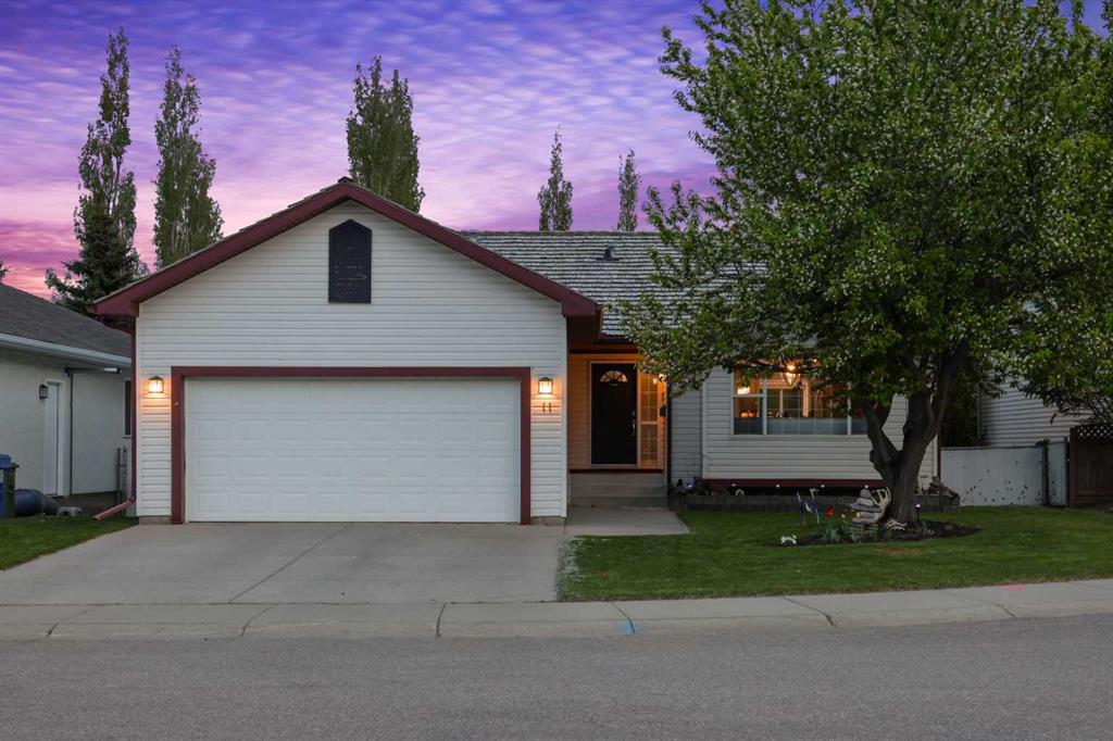 11 Strathmore Lakes Crescent , A2232169, Alberta,