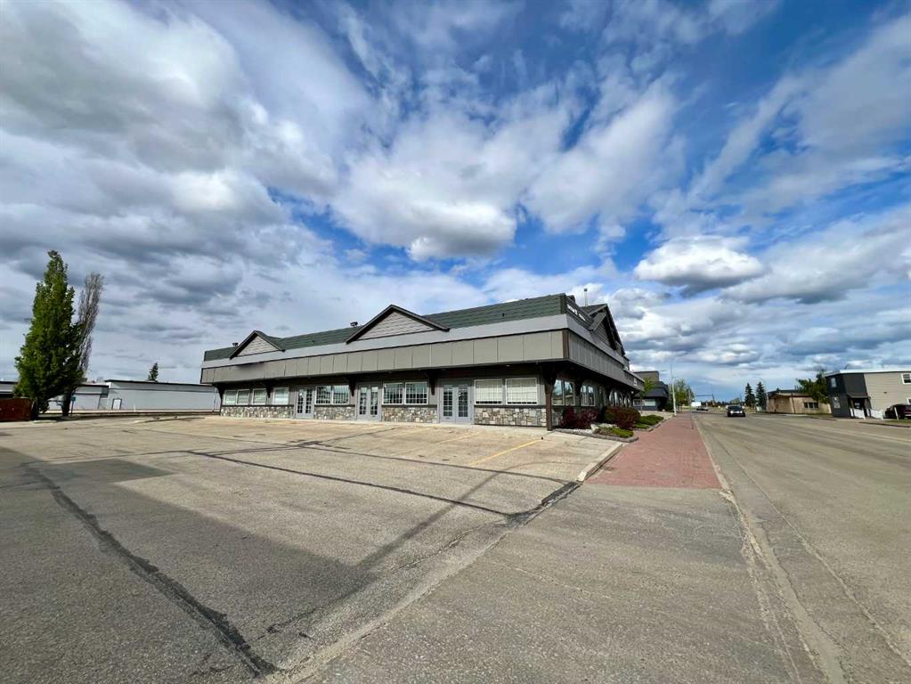 Third View of 105, 106, 107, 108, 9824 97 Avenue , Central Business District, Grande Prairie, Alberta, T8V 7K2