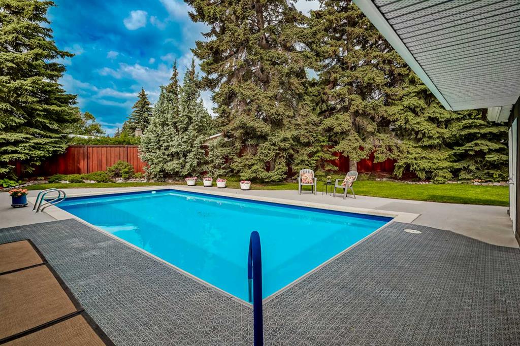 Fifth View of 2928 University Place NW, University Heights, Calgary, Alberta, T2N 4H5