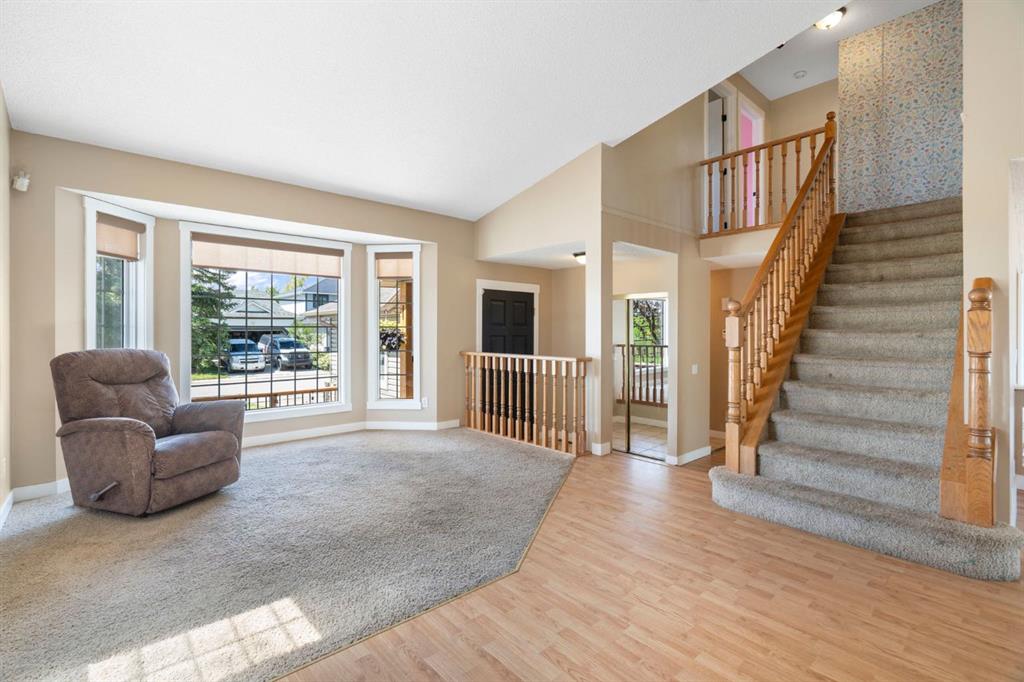 Fifth View of 69 Sunmeadows Crescent SE, Sundance, Calgary, Alberta, T2X 3H3