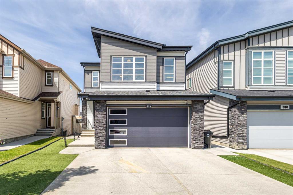 314 Carringvue Manor NW, A2237545, Alberta,