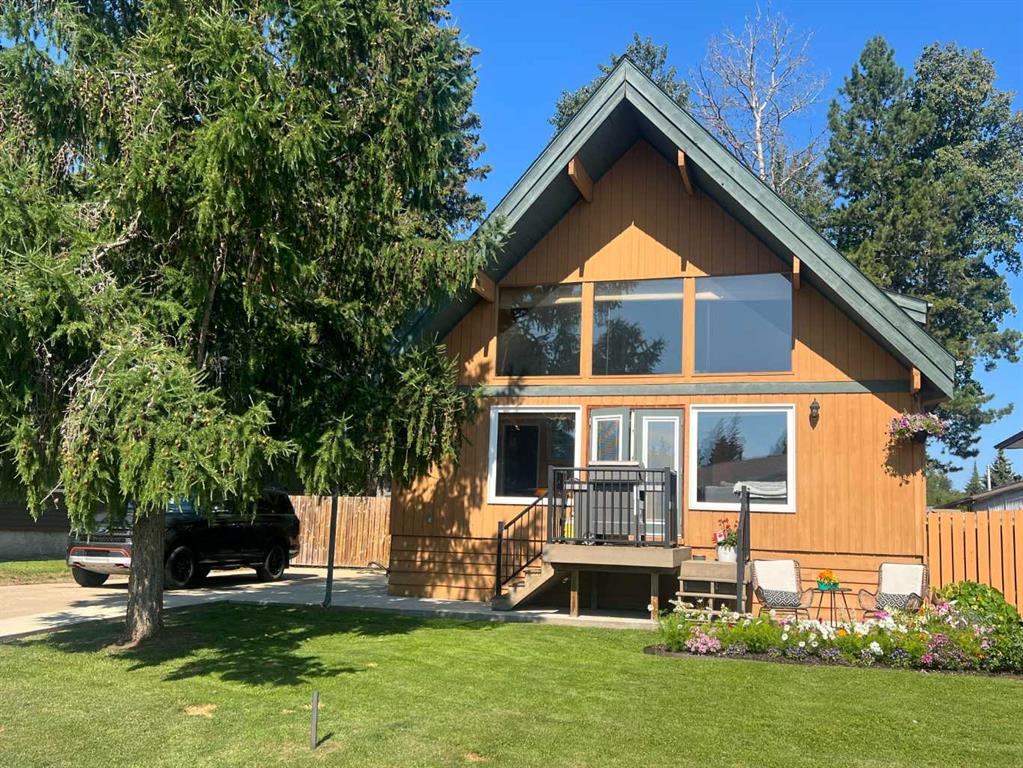 Second View of 1104 10 Street SE, NONE, Slave Lake, Alberta, T0G2A3