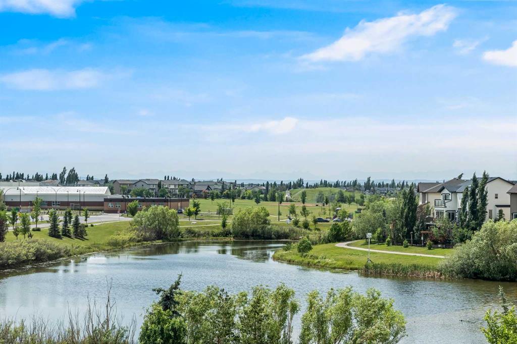 317, 117 Copperpond Common SE, A2238043, Alberta,