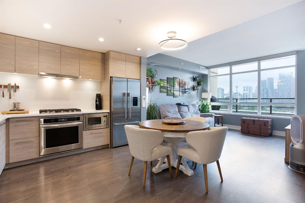 Third View of 810, 38 9 Street NE, Bridgeland/Riverside, Calgary, Alberta, T2E 7X9