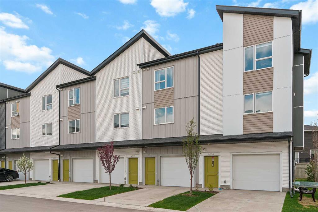 405, 301 Redstone Boulevard NE, A2238287, Alberta,