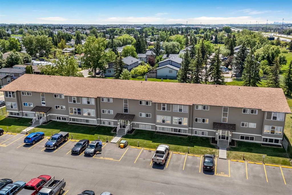 221, 101 Big Hill Way SE, A2238537, Alberta,