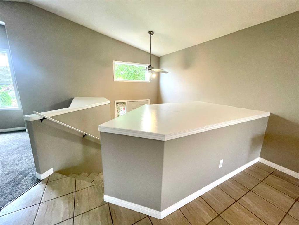 Fifth View of 183 Cowichan Court W, Indian Battle Heights, Lethbridge, Alberta, T1K 7T7