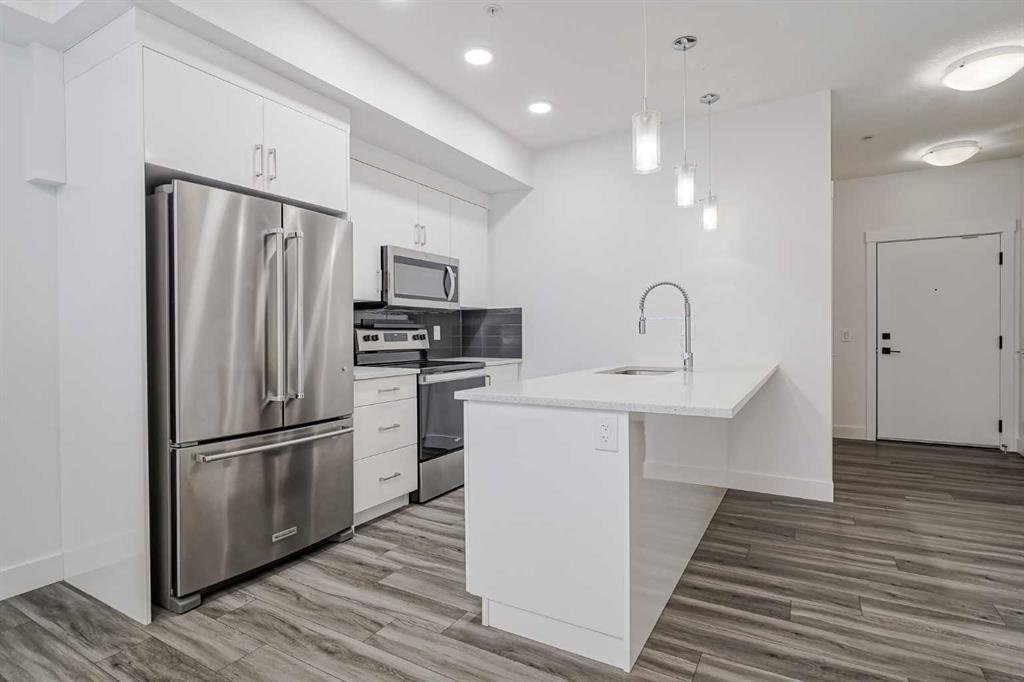414, 19661 40 Street SE, A2239008, Alberta,
