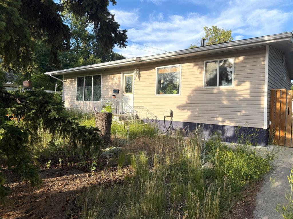 1007 29A Street S, A2239013, Alberta,
