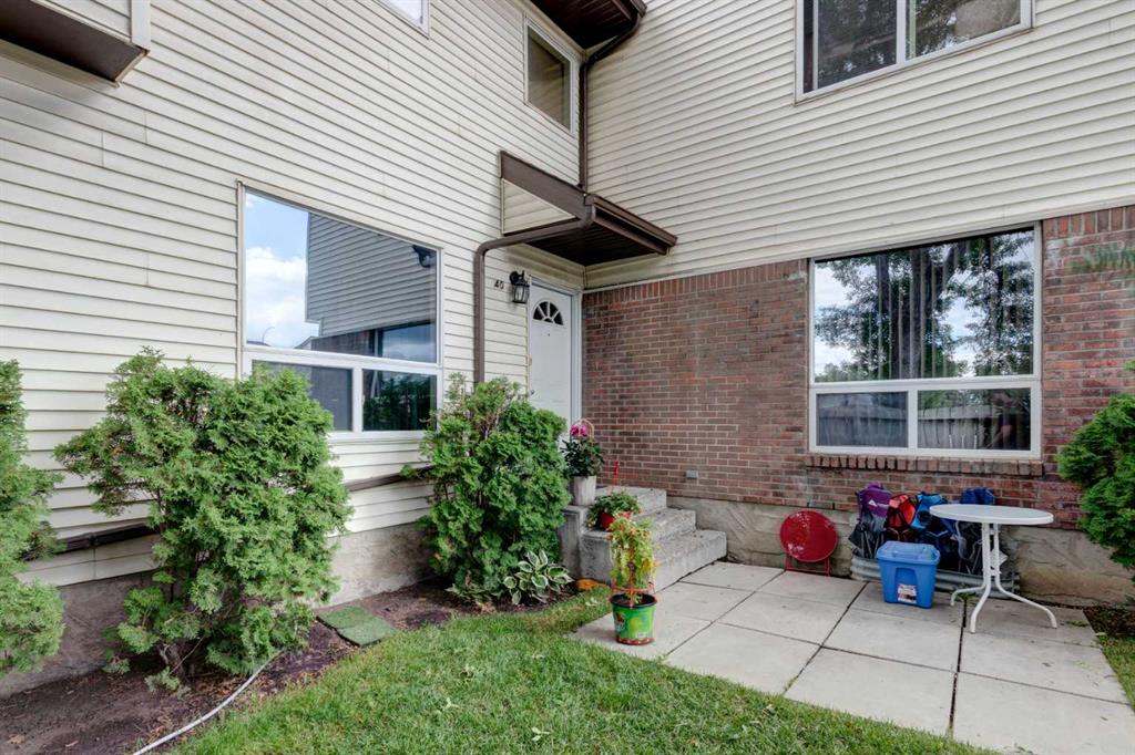 40, 32 Whitnel Court NE, A2239130, Alberta,