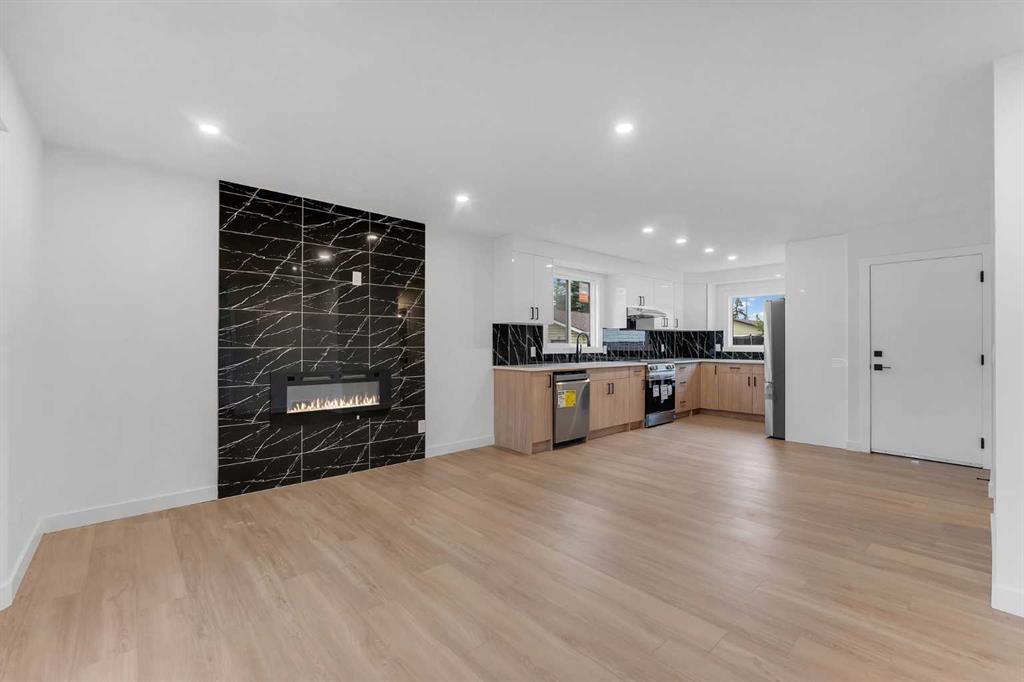 247 Rundlecairn Road NE, A2239668, Alberta,