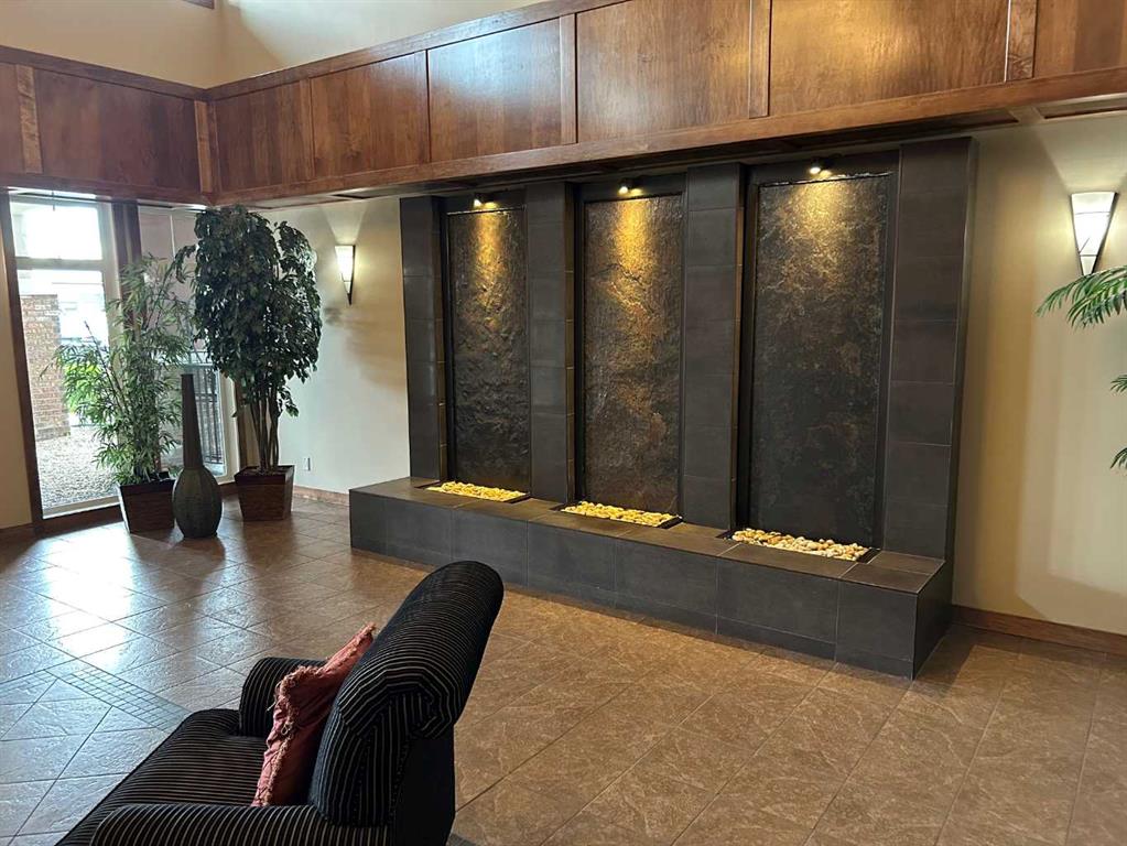 Fifth View of 109, 5213 61 Street , Highland Green Estates, Red Deer, Alberta, T4N 6N5