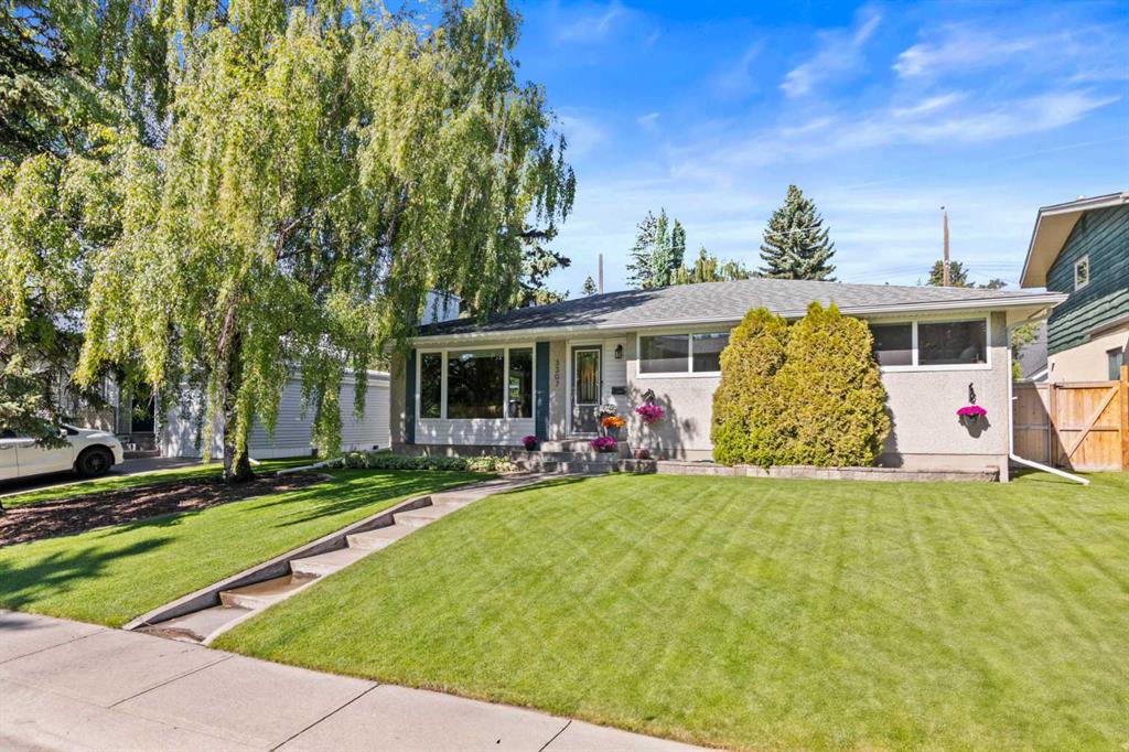 Third View of 3307 Lakeside Crescent SW, Lakeview, Calgary, Alberta, T3E 6A7