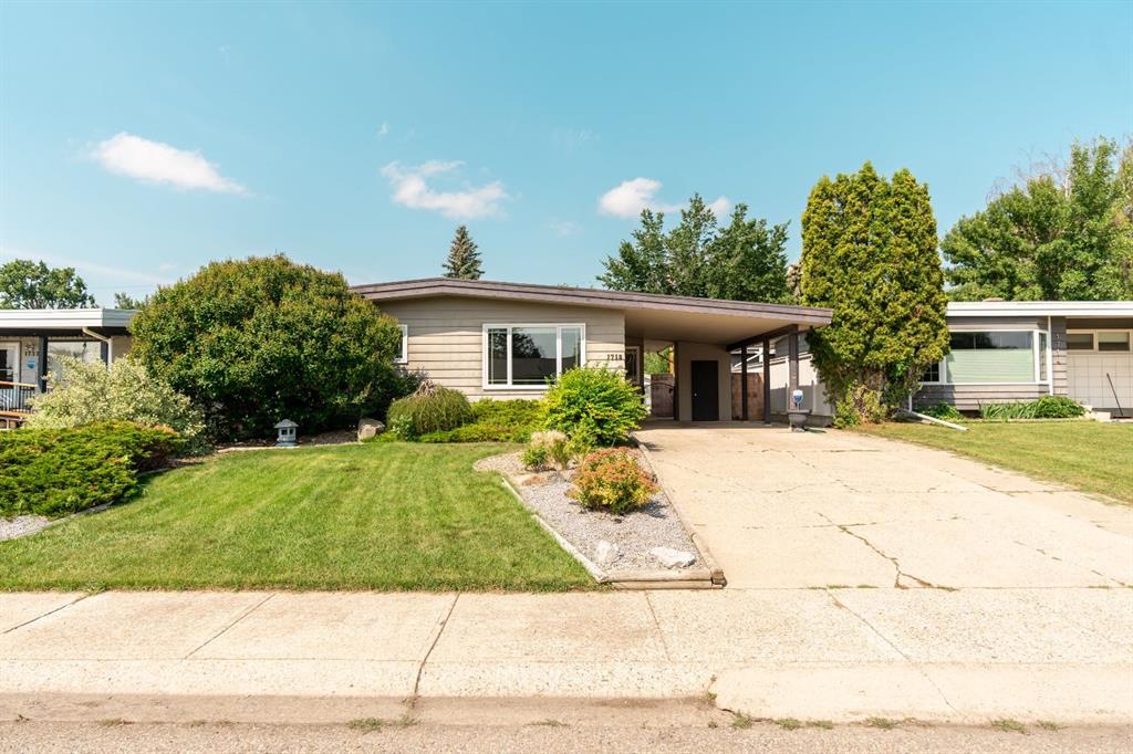 1718 21 Street S, A2239856, Alberta,