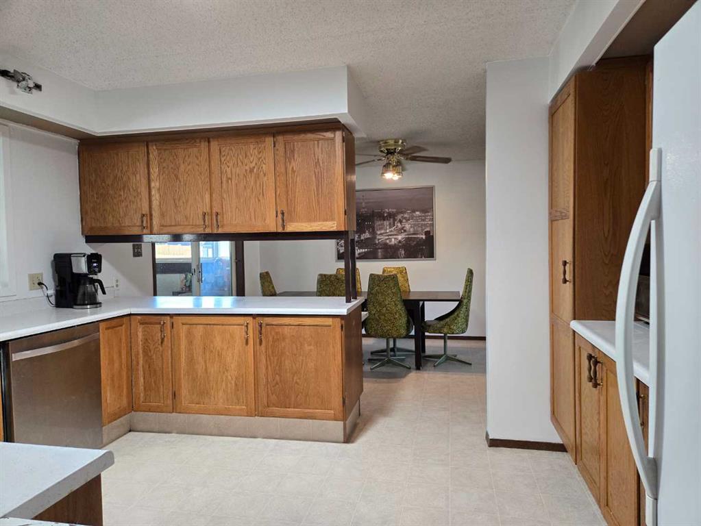 Fifth View of 3002 225 Street , NONE, Bellevue, Alberta, T0K0C0