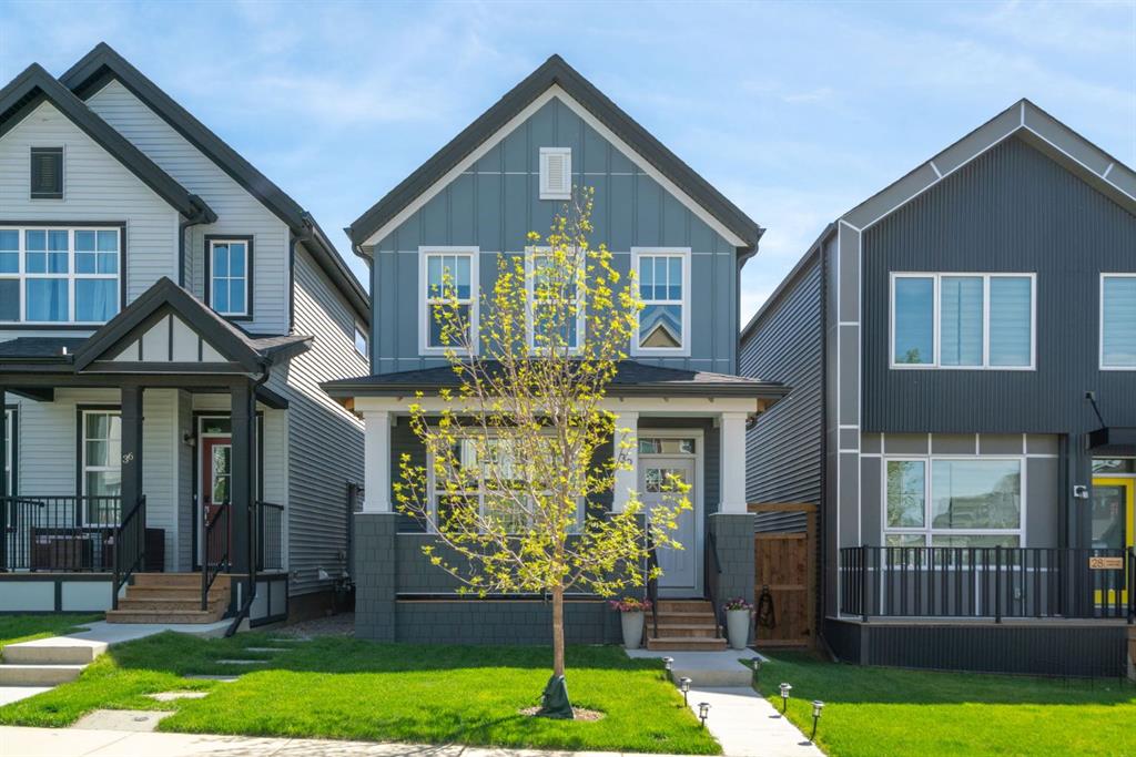 Fourth View of 32 Heirloom Crescent SE, Rangeview, Calgary, Alberta, T3S 0H1