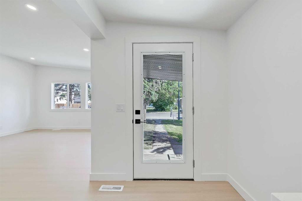 Third View of 641 & 639 69 Avenue SW, Kingsland, Calgary, Alberta, T2V 0P1