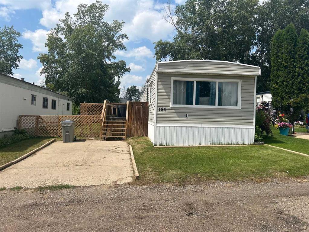 180, 4000 13 Avenue SE, A2240097, Alberta,