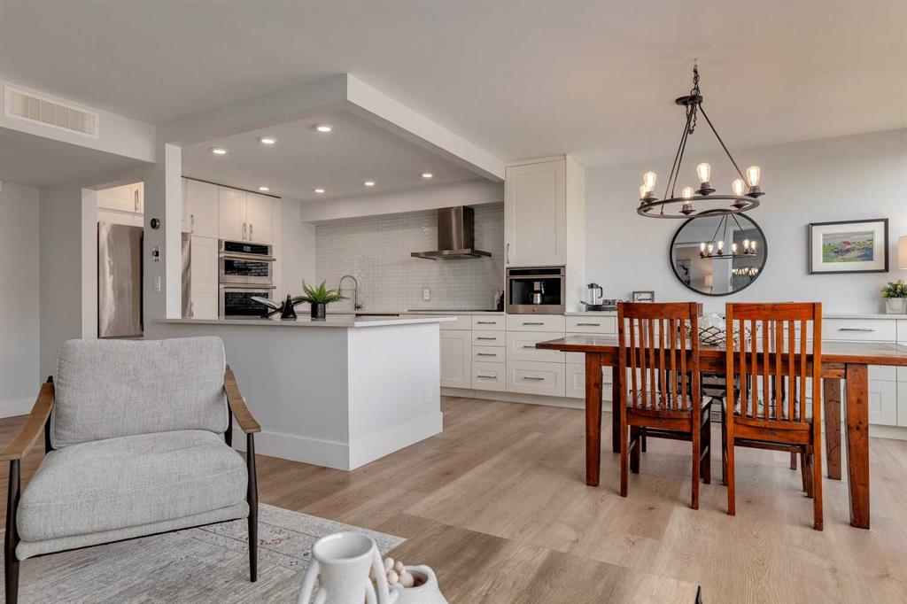 Fifth View of 1105, 330 26 Avenue SW, Mission, Calgary, Alberta, T2S 2T3