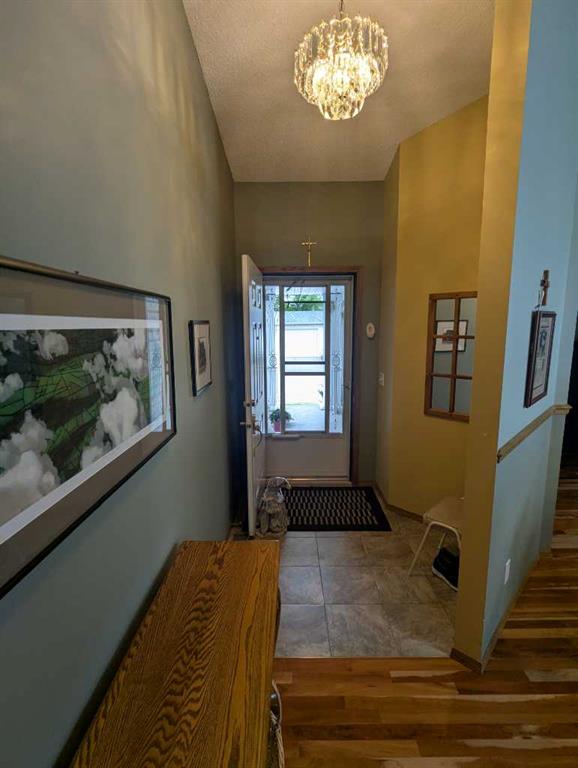 Third View of 64 Douglasview Park SE, Douglasdale/Glen, Calgary, Alberta, T2E2R9