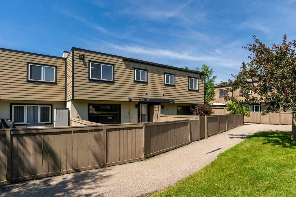 139, 3809 45 Street SW, A2240227, Alberta,