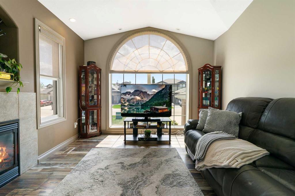 Fifth View of 9034 Lakeshore Drive , Crystal Lake Estates, Grande Prairie, Alberta, T8X 8C8