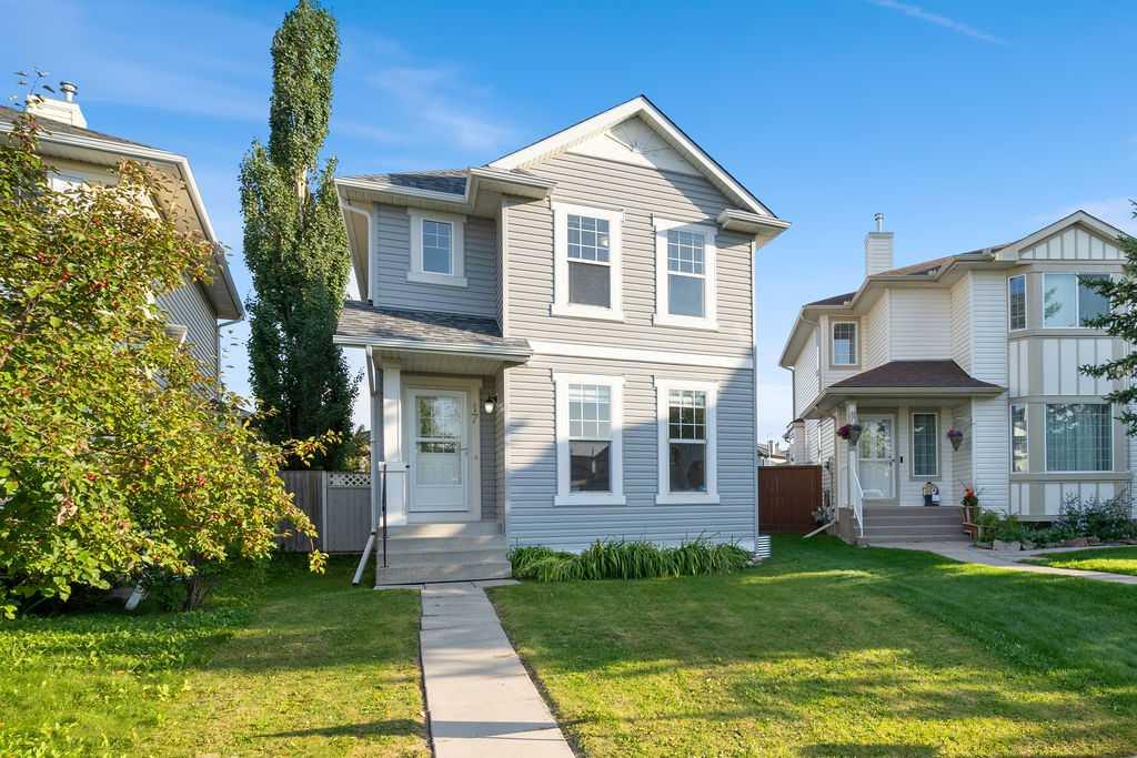 17 Coville Gardens NE, A2240333, Alberta,