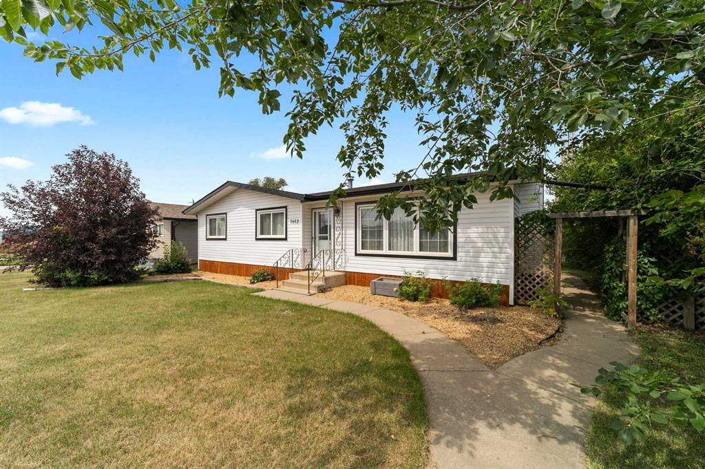 Third View of 5612 50 Avenue , Killam, Killam, Alberta, T0B 2L0