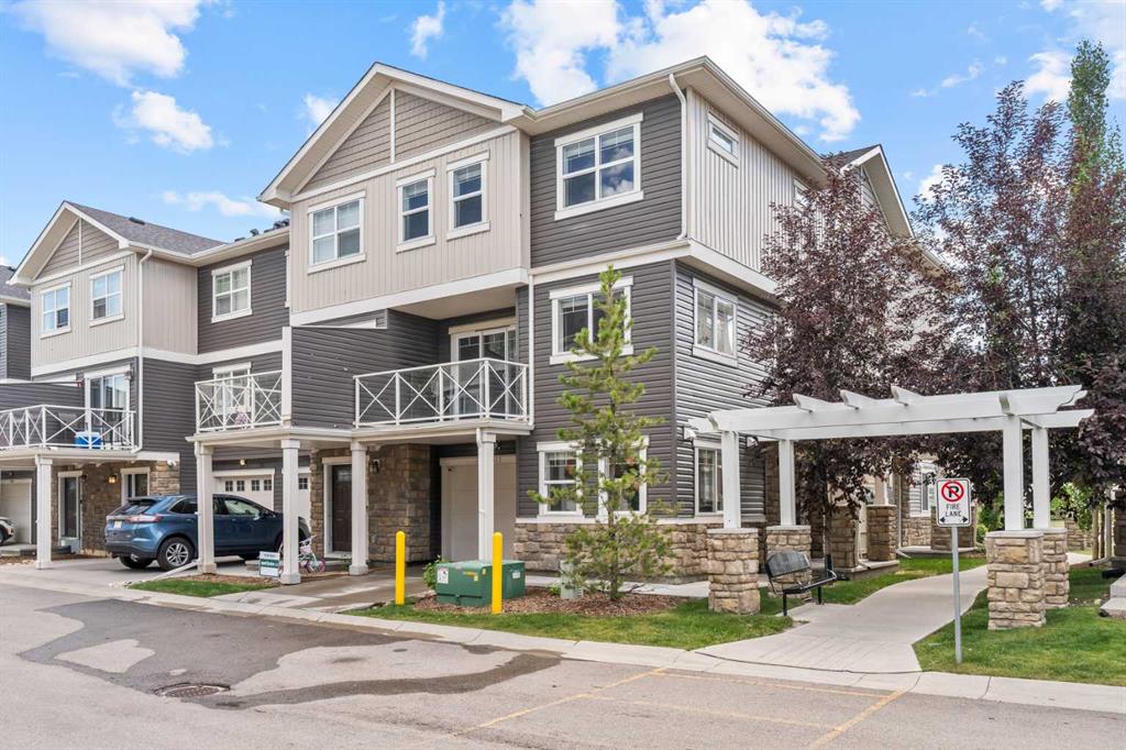 817 Skyview Ranch Grove , A2240344, Alberta,