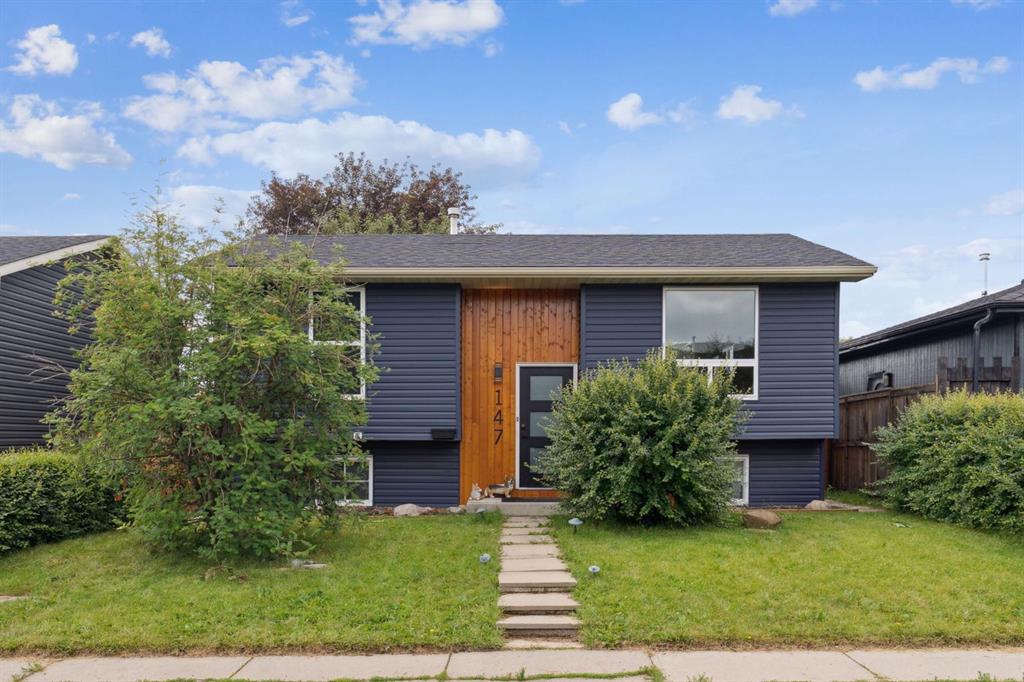 147 Falchurch Crescent NE, A2240375, Alberta,