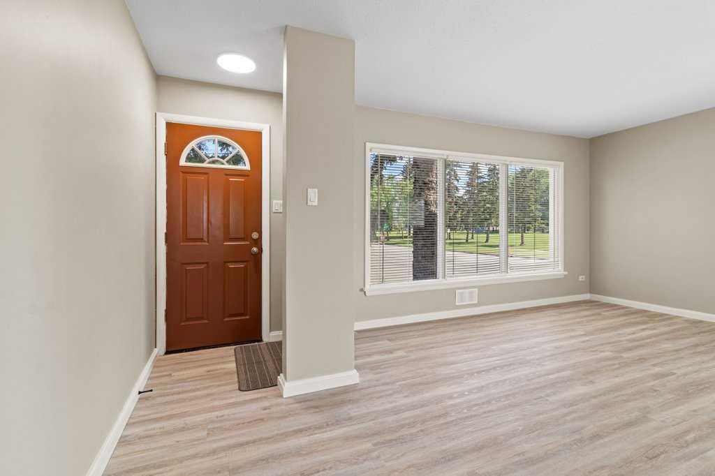 Fifth View of 4001 51 A Street , Michener Hill, Red Deer, Alberta, T4N2B2