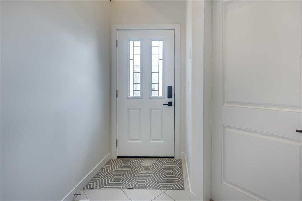 Fifth View of 73 Longmire Close , Laredo, Red Deer, Alberta, T4R 0T1