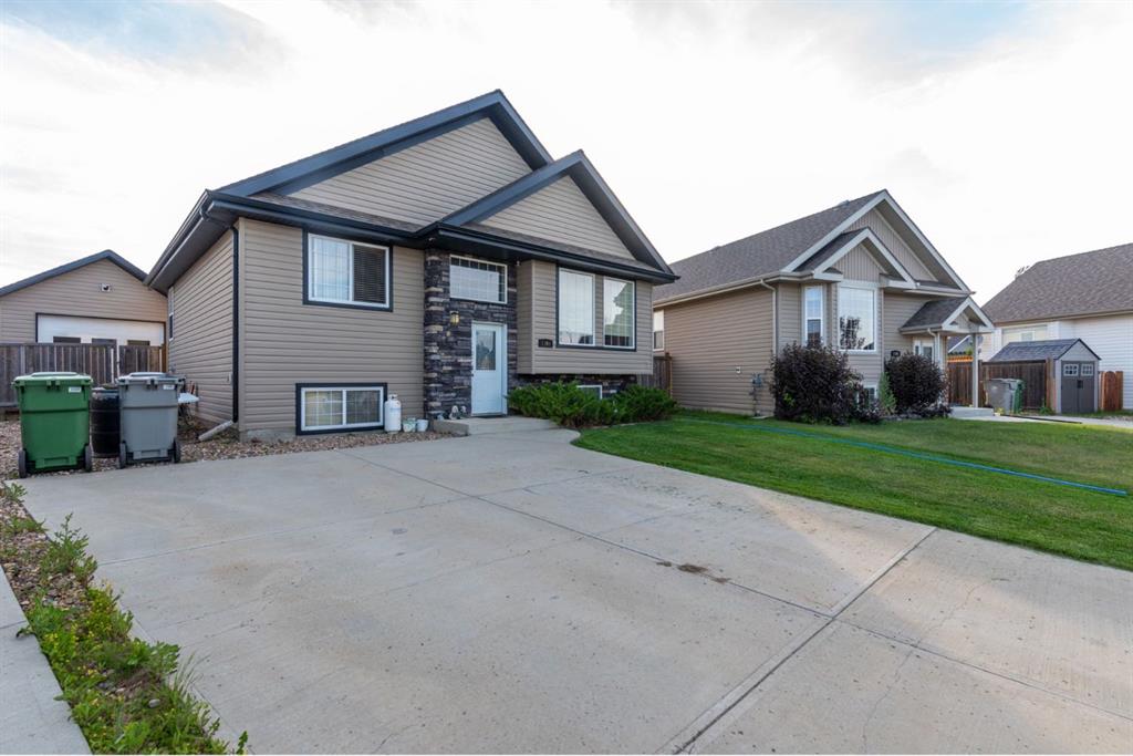 1304 54 AvenueClose , A2240409, Alberta,