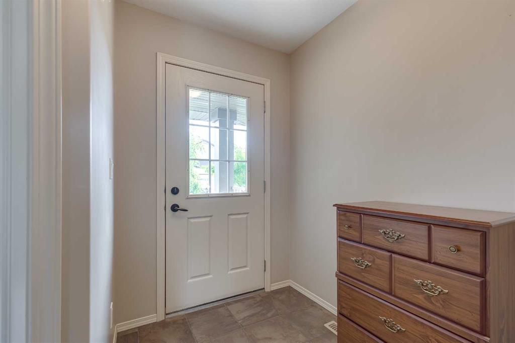 Fifth View of 56 Illingworth Close , Ironstone, Red Deer, Alberta, T4R0B8