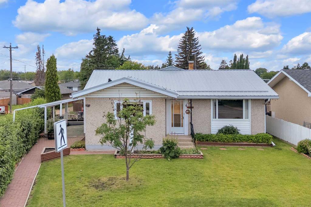 6 Fir Street , A2240468, Alberta,