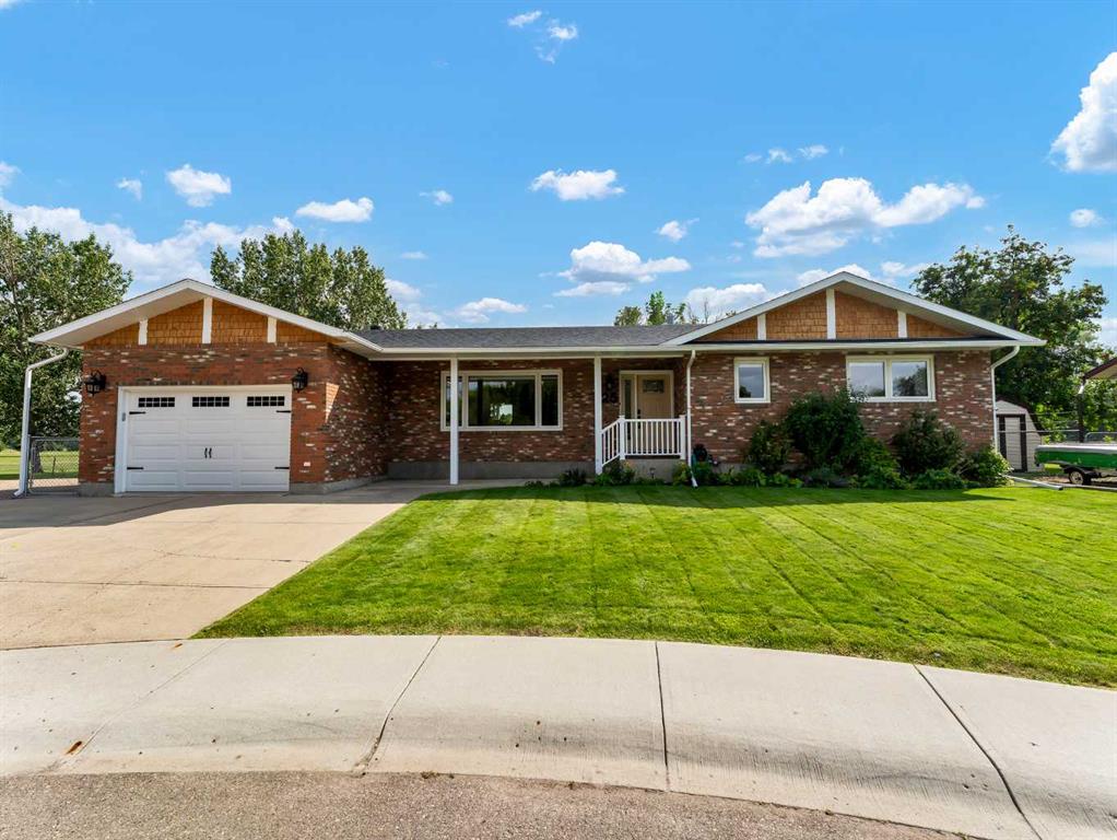 25 Clematis Court SE, A2240482, Alberta,