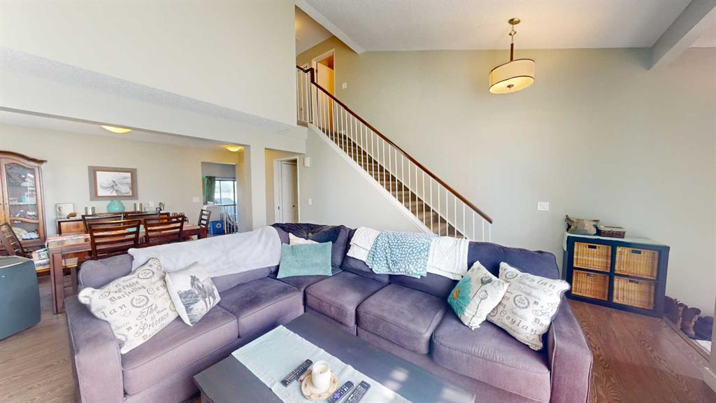Fifth View of 267 Shawmeadows Road SW, Shawnessy, Calgary, Alberta, T2Y 1B6