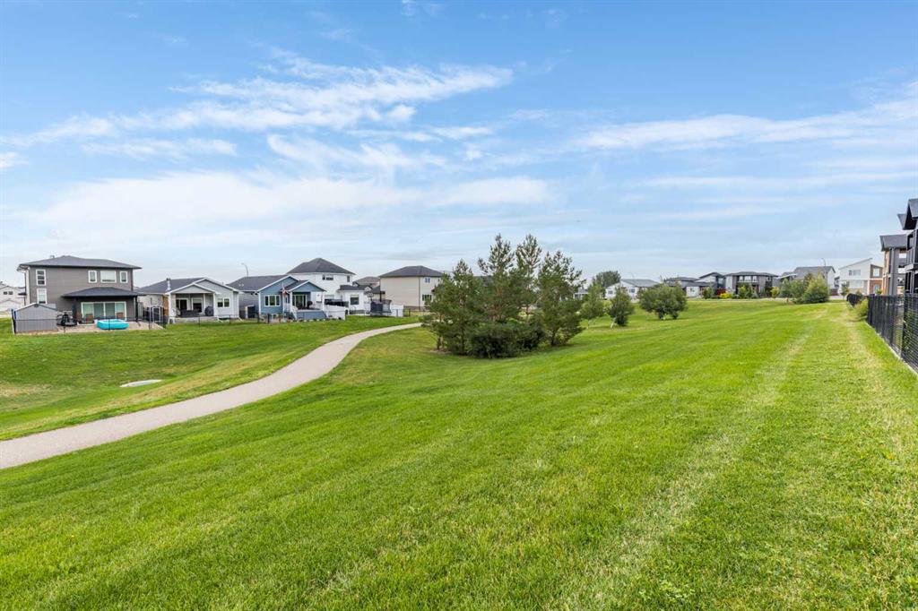 Third View of 216 Sierra Road SW, SW Southridge, Medicine Hat, Alberta, T1B4Y6