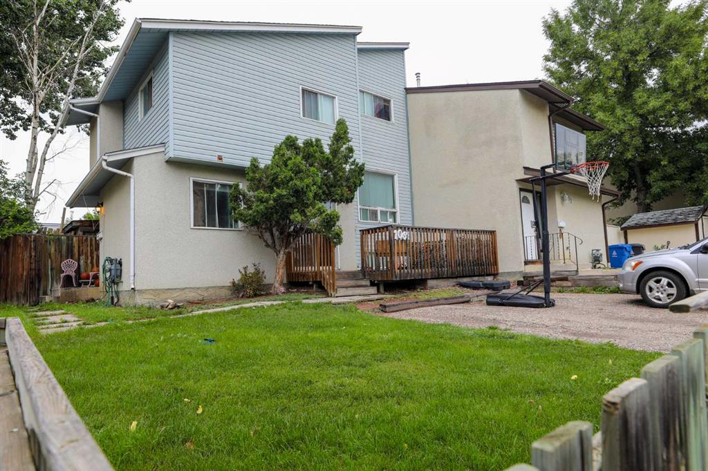106 Columbia Place W, A2240587, Alberta,