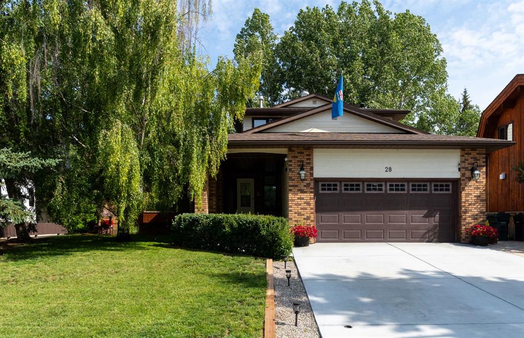 28 West Heights Drive  , A2240648, Alberta,