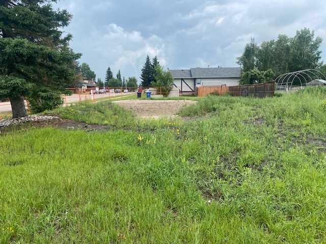 603 McCulloch Crescent , A2240678, Alberta,
