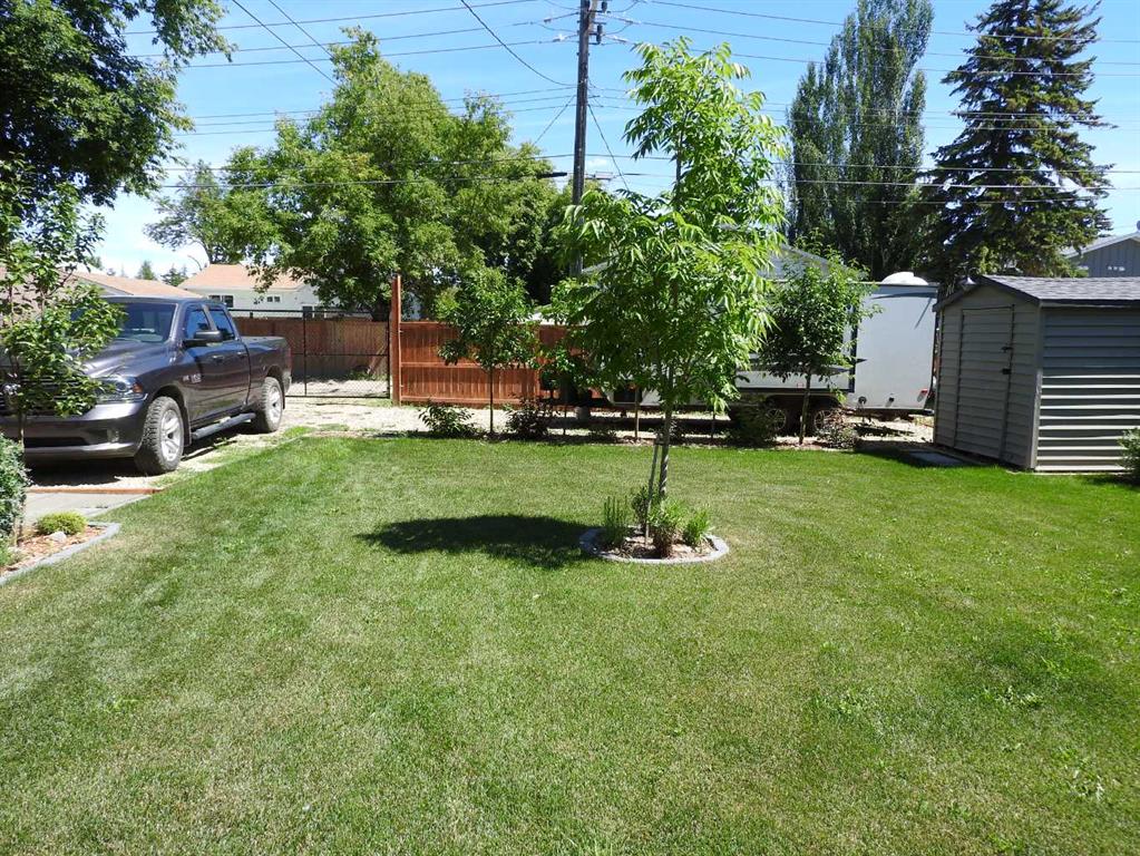 Third View of 5919 52 Street , Fairview, Red Deer, Alberta, T4N 4K7