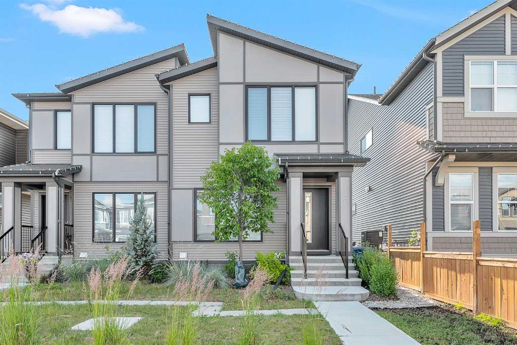 1121 Chinook Gate Bay SW, A2240697, Alberta,