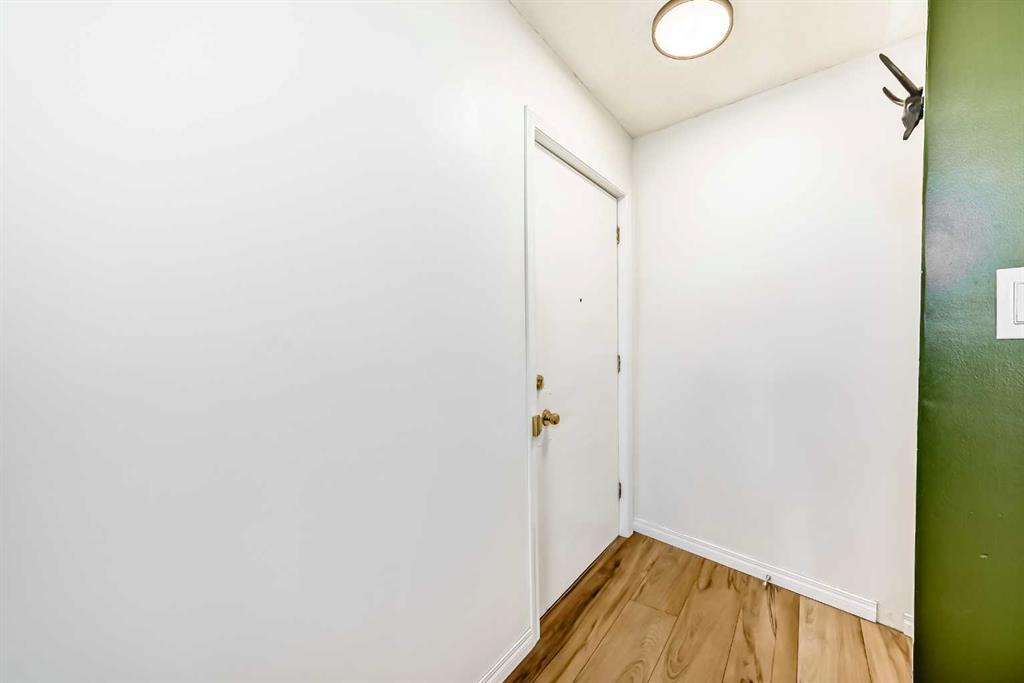 Fourth View of 11, 1516 24 Avenue SW, Bankview, Calgary, Alberta, T2T 0Y1