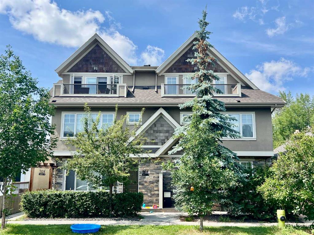 2, 924 3 Avenue NW, A2240839, Alberta,